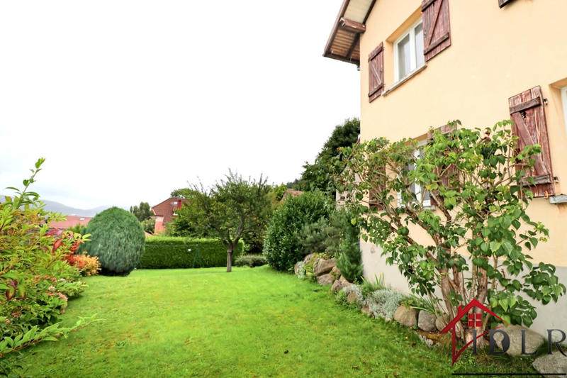 Maison - 179 m² - 9 pièces