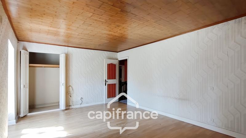 Maison - 335 m² - 20 pièces
