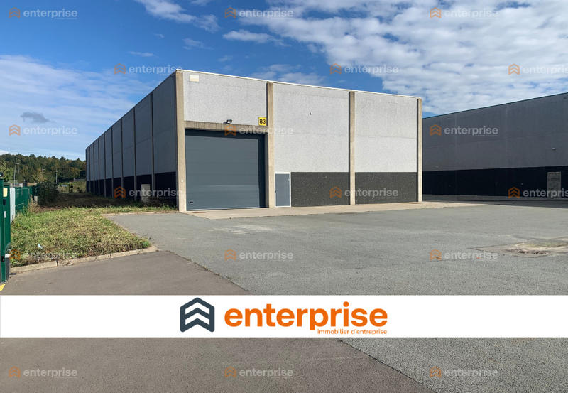 Local d'activité / Entrepôt - 1 000 m²