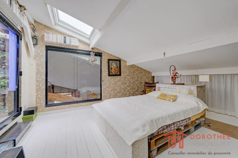 Loft - 130 m² - 4 pièces