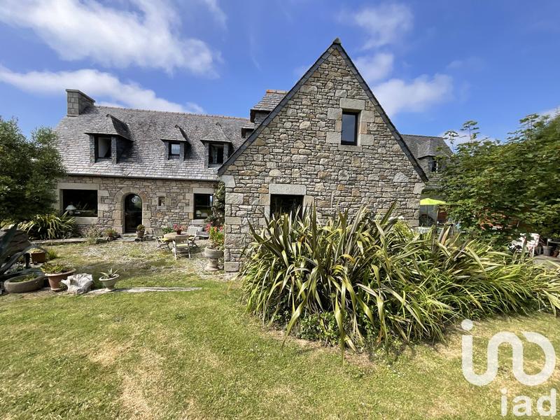 Maison - 167 m² - 7 pièces