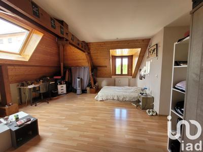 Appartement - 125 m² - 7 pièces