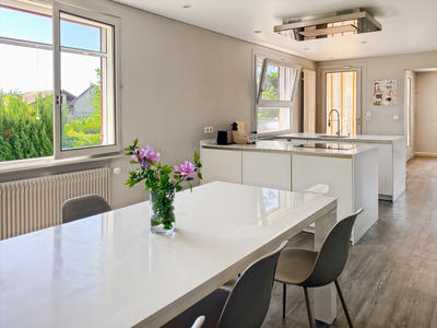 Maison - 162 m² - 6 pièces