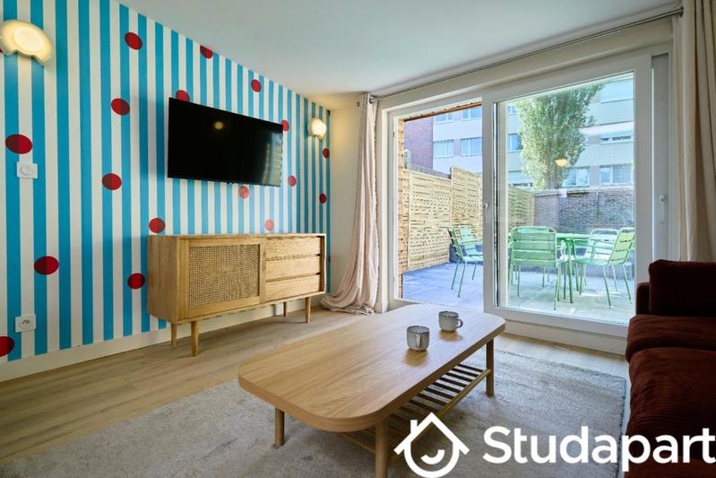 Chambre - 10 m² - 1 pièce