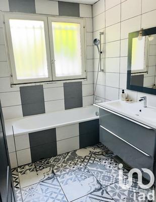 Maison - 106 m² - 4 pièces