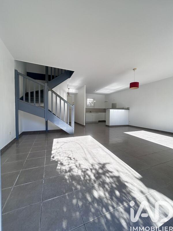 Maison - 80 m² - 4 pièces