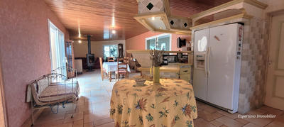 Maison - 165 m² - 8 pièces