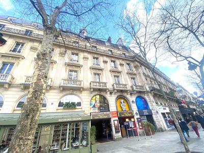 Appartement - 99 m² - 4 pièces