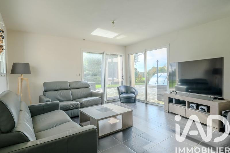 Maison - 121 m² - 6 pièces