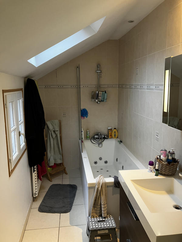 Appartement - 98 m² - 5 pièces