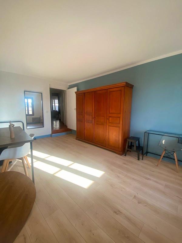 Appartement - 75 m² - 3 pièces