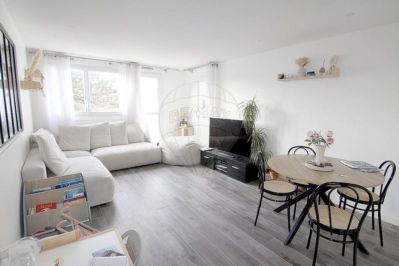 Appartement - 87 m² - 4 pièces