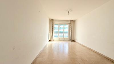 Appartement - 88 m² - 4 pièces