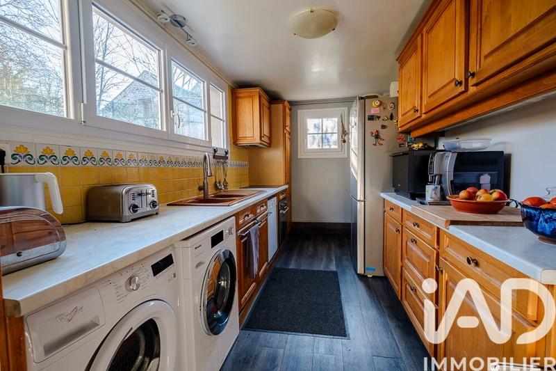 Maison - 215 m² - 8 pièces