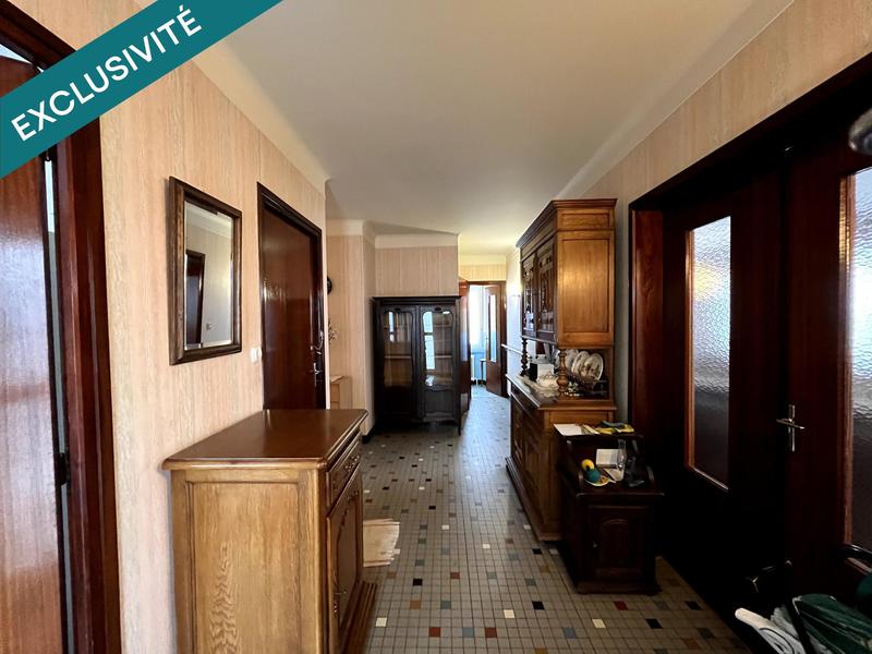 Maison - 180 m² - 6 pièces