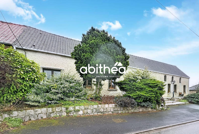 Maison - 180 m² - 8 pièces