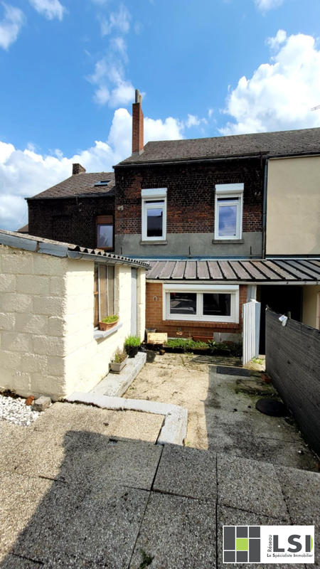 Maison - 95 m² - 6 pièces