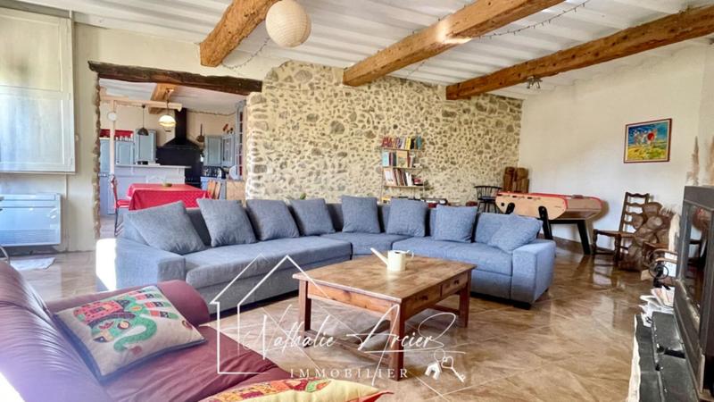 Maison - 254 m² - 8 pièces