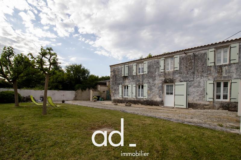 Maison - 260 m² - 9 pièces