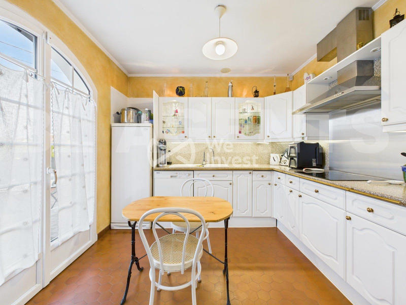 Maison - 140 m² - 6 pièces