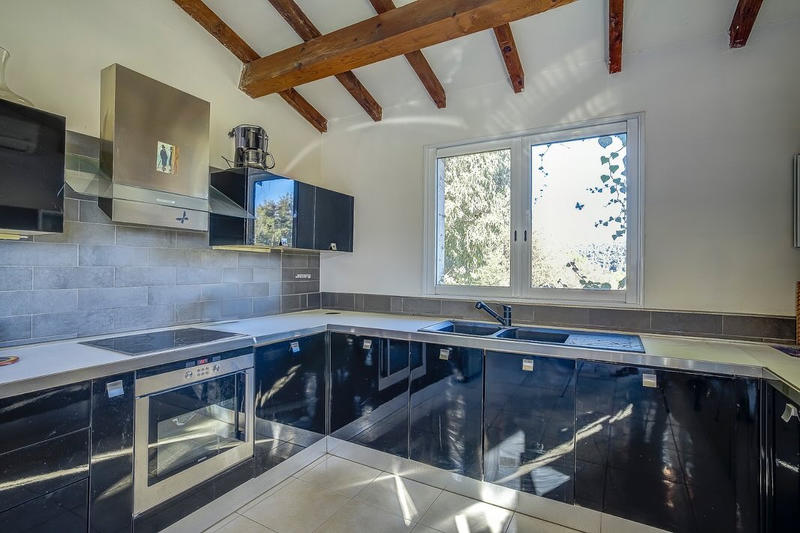 Villa - 155 m² - 6 pièces