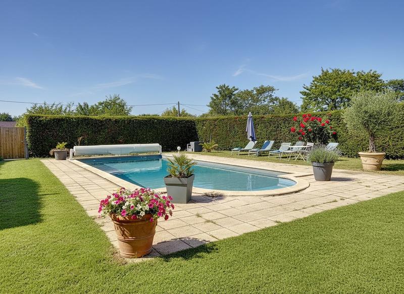 Maison ancienne - 396 m² - 10 pièces