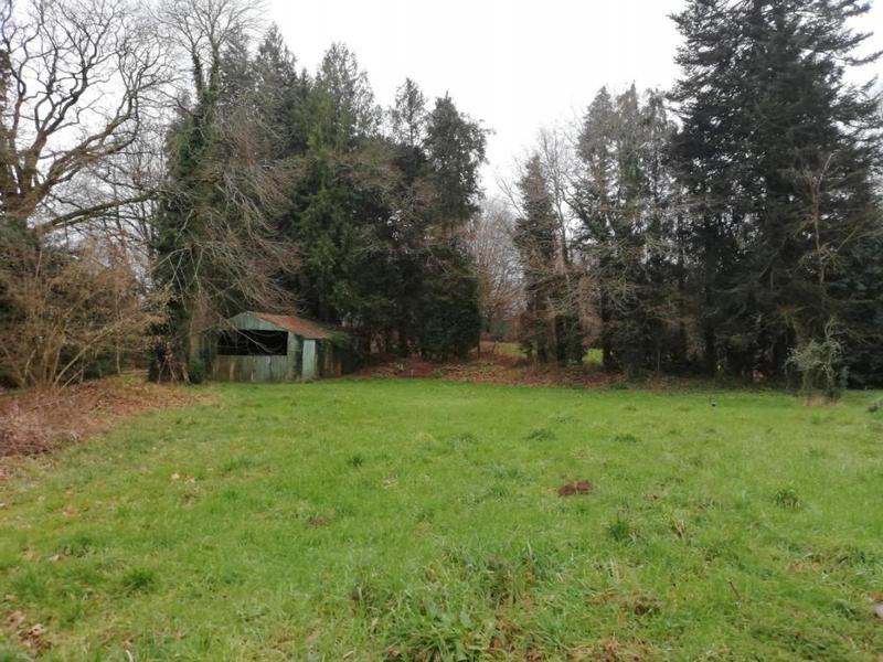 Terrain constructible - 872 m²