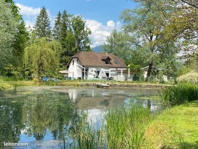 Maison - 140 m² - 5 pièces