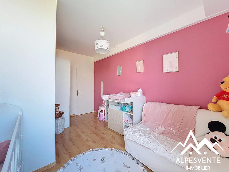 Maison - 102 m² - 4 pièces