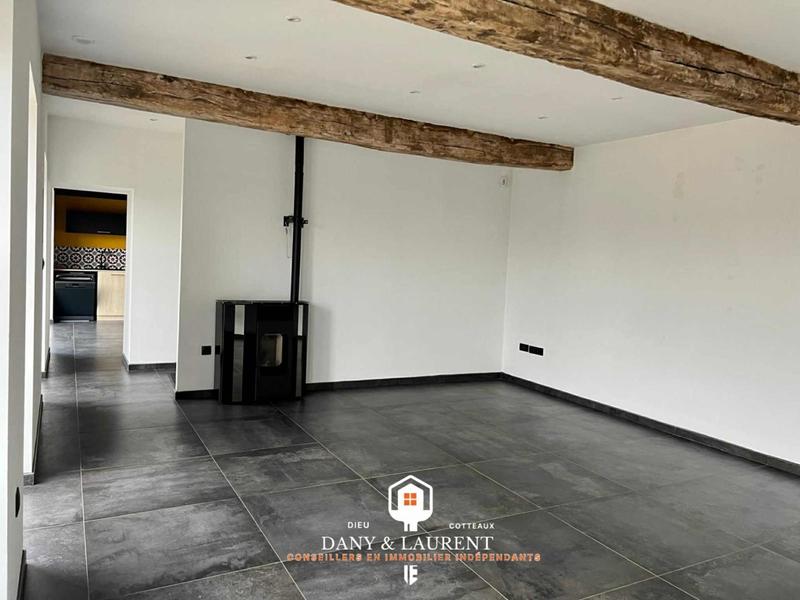 Maison - 720 m² - 12 pièces