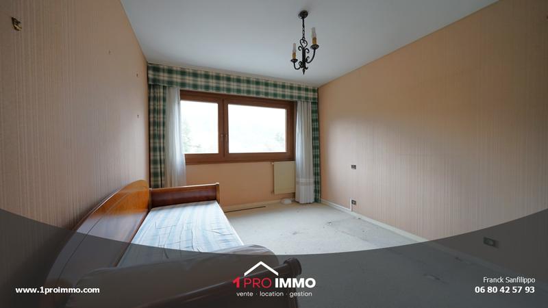 Appartement - 102 m² - 5 pièces