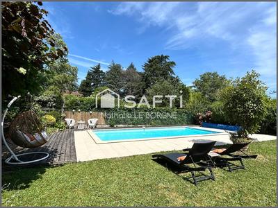 Maison - 130 m² - 5 pièces