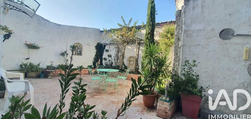 Maison - 250 m² - 10 pièces