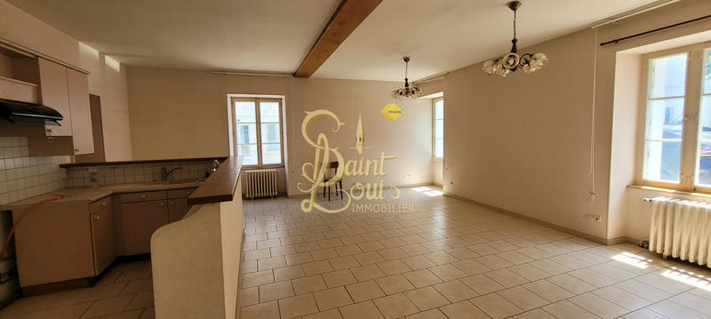 Maison - 95 m² - 4 pièces