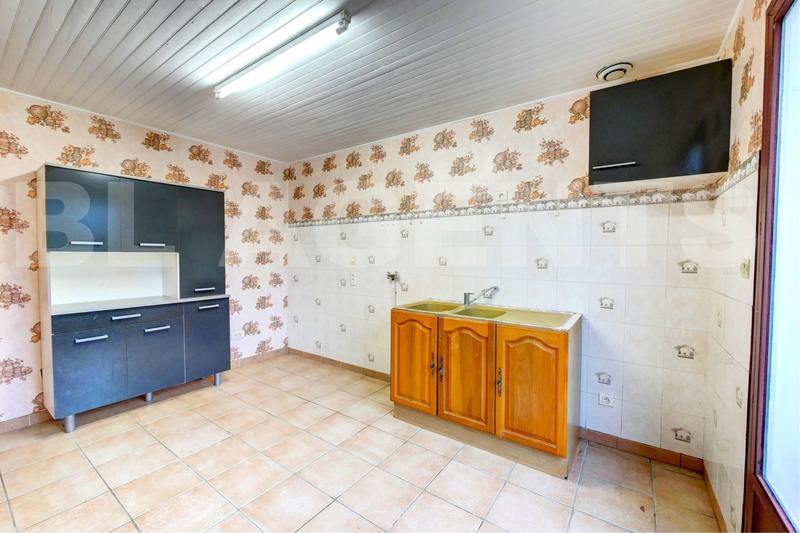 Maison traditionnelle - 103 m² - 6 pièces