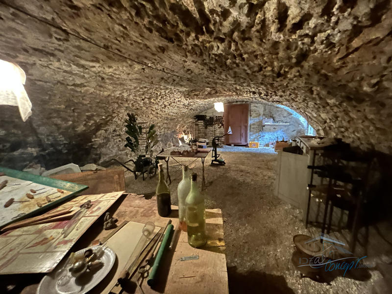 Maison ancienne - 165 m² - 7 pièces