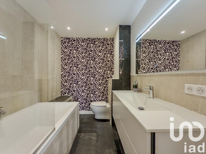 Appartement - 60 m² - 2 pièces