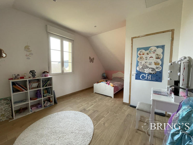 Maison - 136 m² - 5 pièces