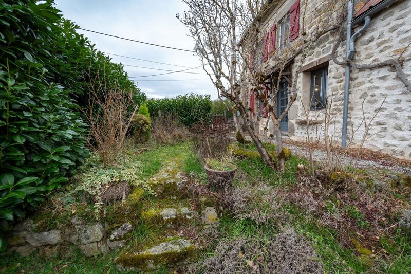 Maison - 141 m² - 6 pièces