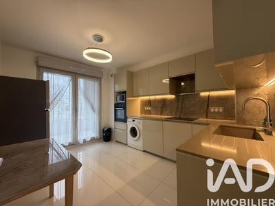 Appartement - 81 m² - 4 pièces