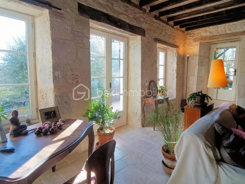 Demeure - 321 m² - 10 pièces