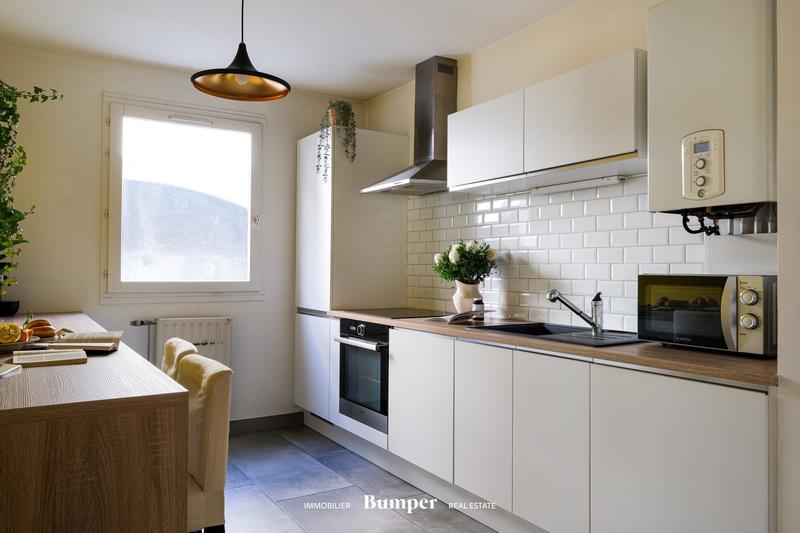 Appartement - 84 m² - 3 pièces