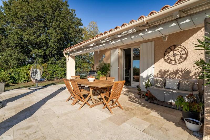 Villa - 90 m² - 4 pièces