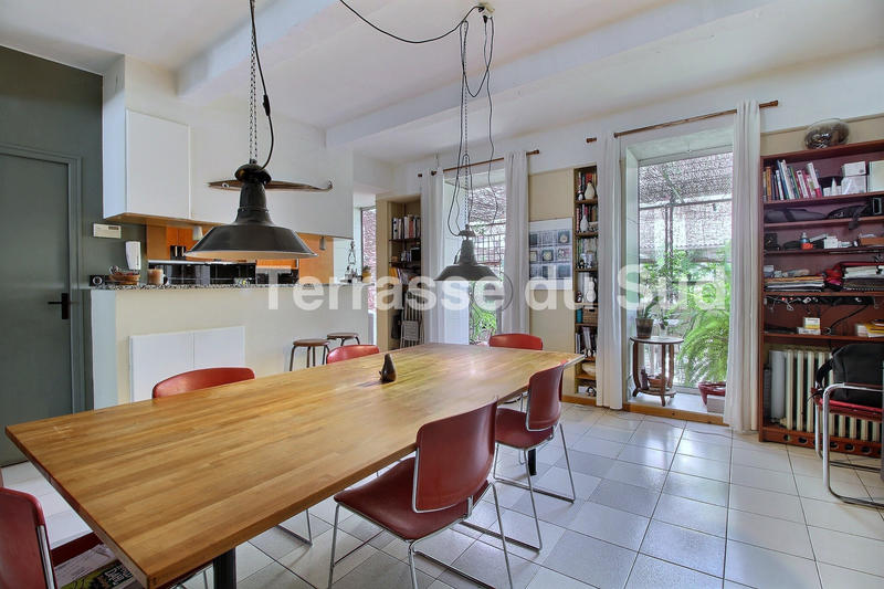 Appartement - 155 m² - 6 pièces