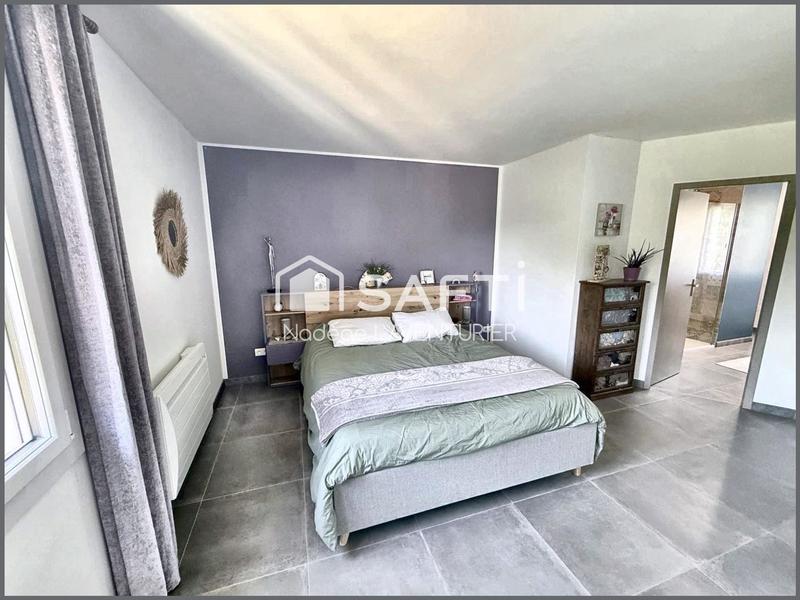 Villa - 140 m² - 5 pièces