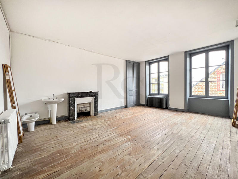 Maison - 161 m² - 7 pièces