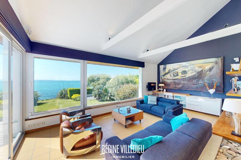 Maison - 198 m² - 8 pièces