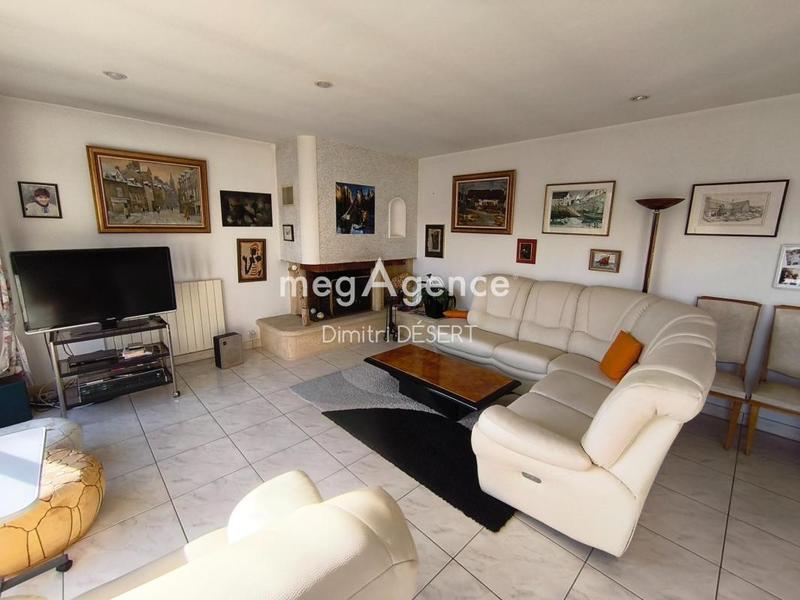 Maison - 178 m² - 7 pièces