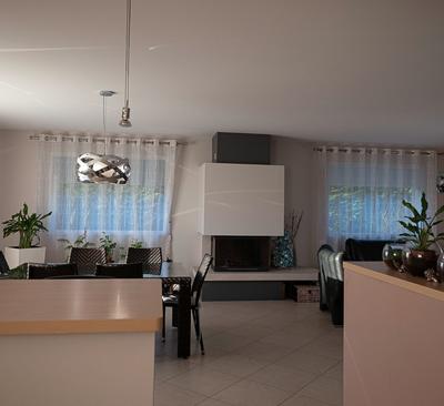 Maison - 179 m² - 8 pièces