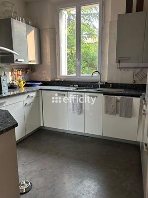 Appartement - 97 m² - 4 pièces